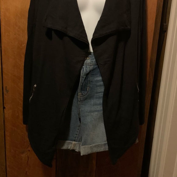 NWT Mid Rise Jean Shorts - Picture 2 of 10